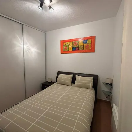 Cosy Avec Balcon Et Parking Couvert - Fr-1-593-116 Lejlighed *